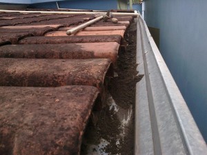 Desentupimento de calhas